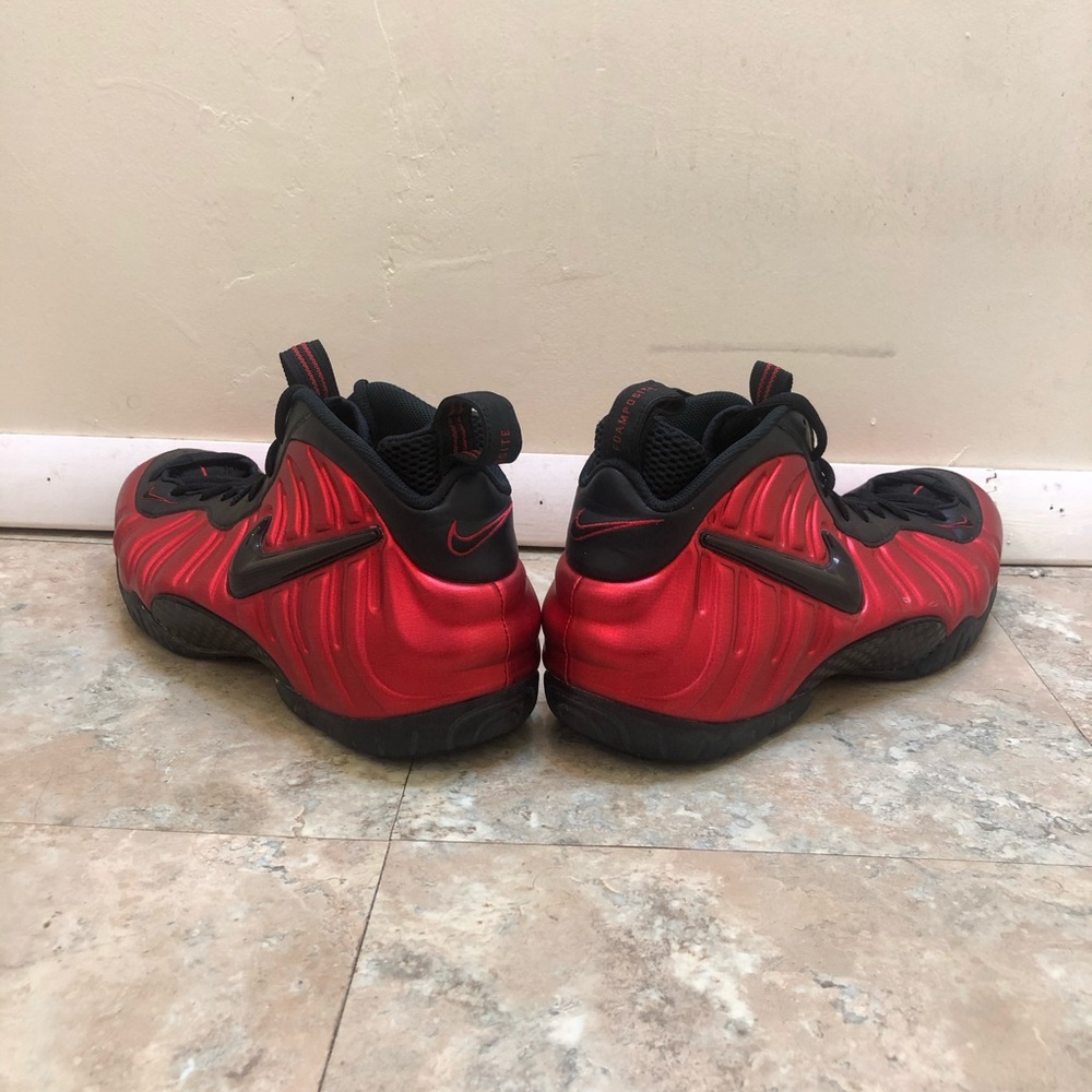 Nike Air Foamposite Pro University Red Black 14 - Picture 4 of 8
